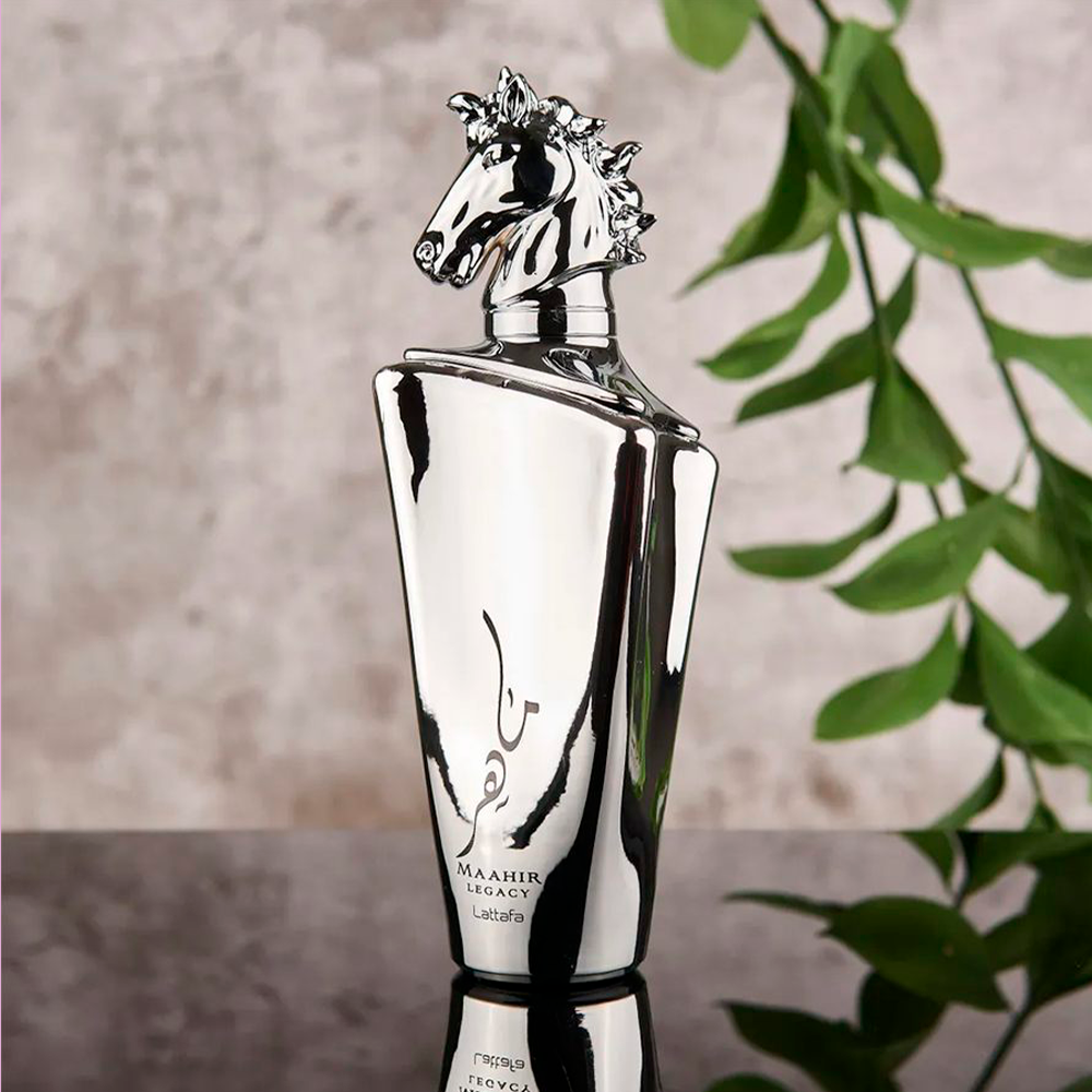 Classic Scent Maahir Legacy by Lattafa